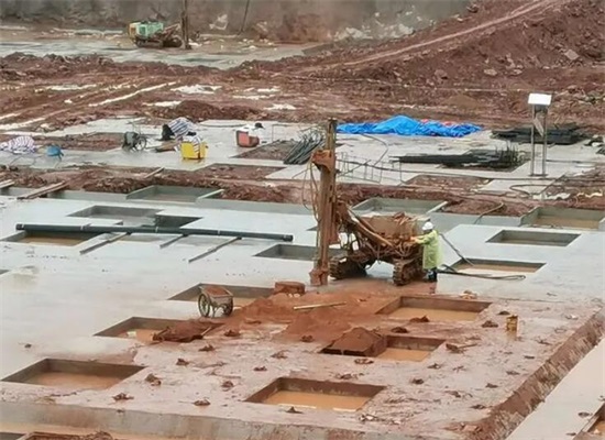 新疆大坝建设案例